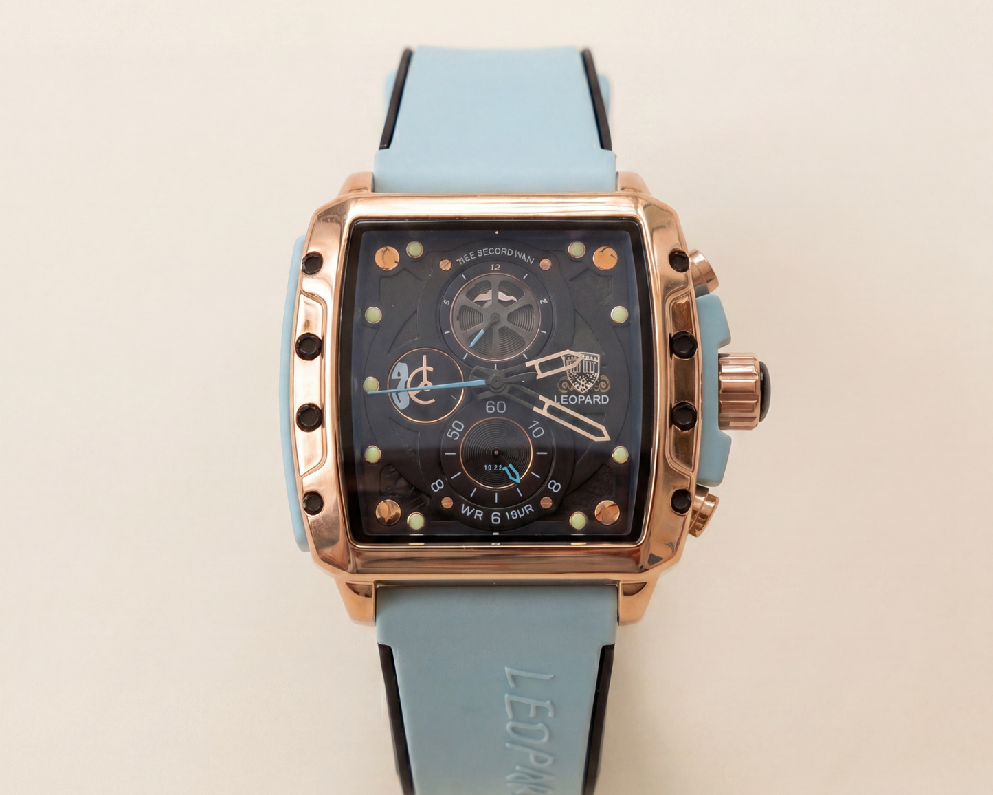 Leopard Men's Luxury Sport Watch – Rose Gold Square Case with Cyan Silicone Strap