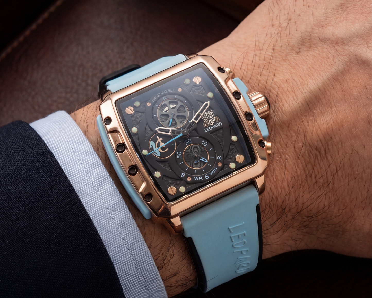 Leopard Men's Luxury Sport Watch – Rose Gold Square Case with Cyan Silicone Strap