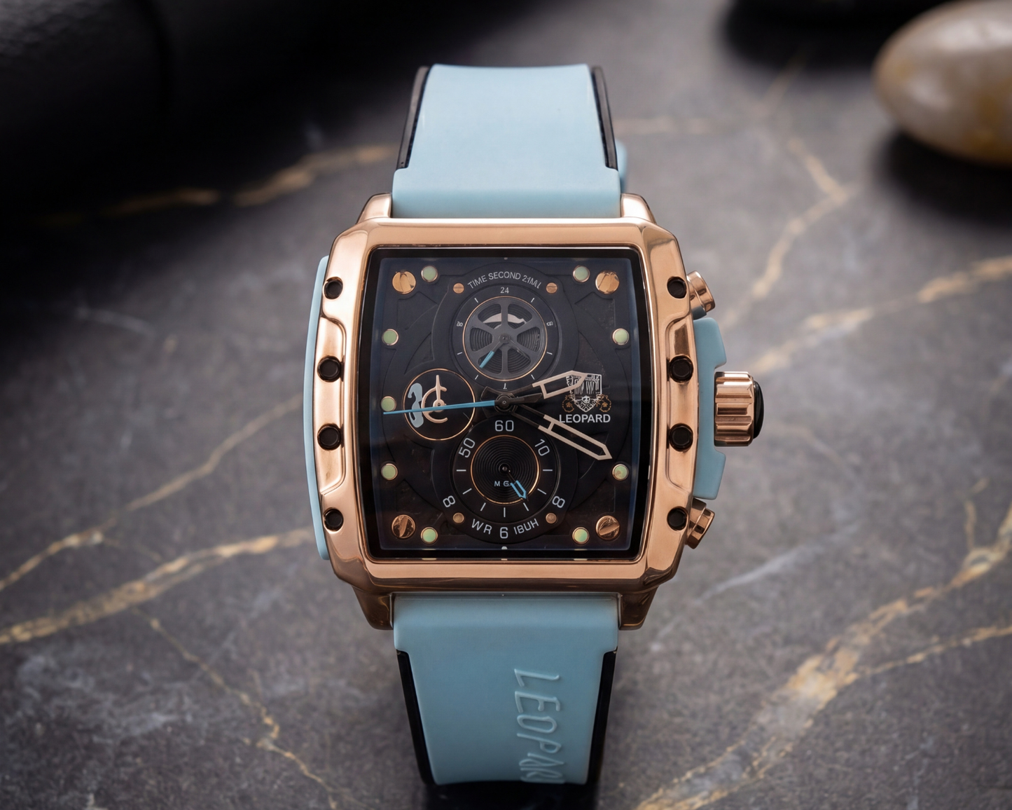 Leopard Men's Luxury Sport Watch – Rose Gold Square Case with Cyan Silicone Strap