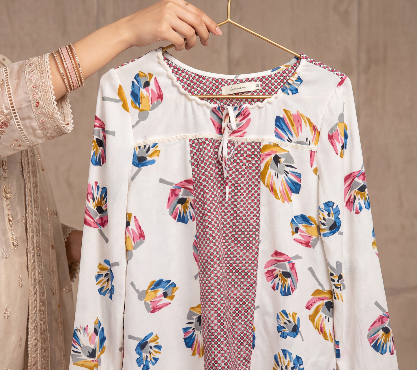 Lamorena Women's Mixed Floral Print Crepe Blouse - Size 38