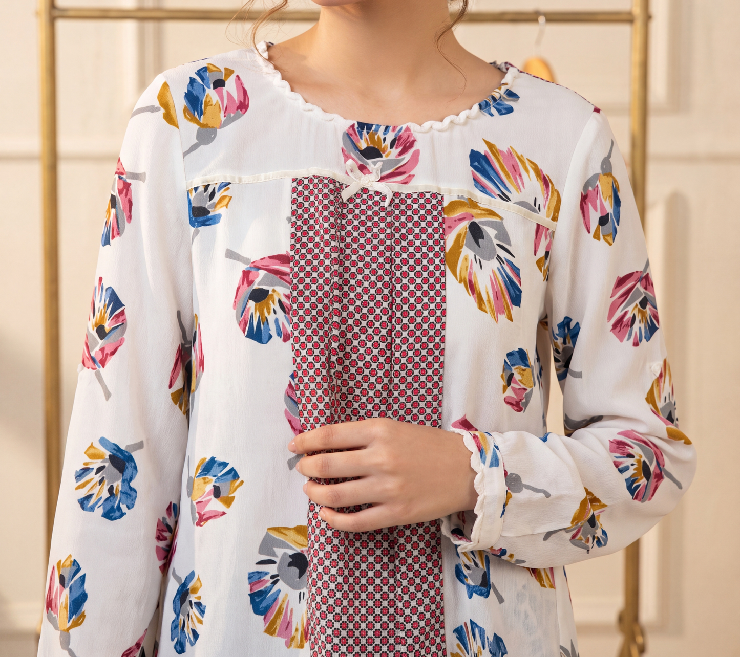 Lamorena Women's Mixed Floral Print Crepe Blouse - Size 38