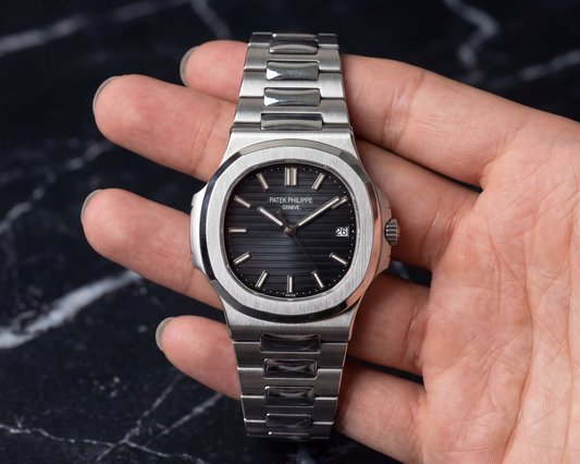 Luxury Stainless Steel Patek Philippe Nautilus Style Watch – Black Dial with Date Window