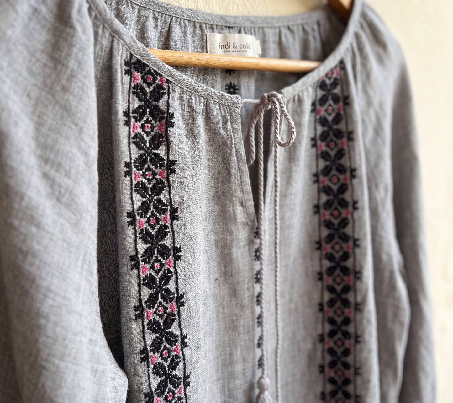 indi & cold Grey Linen-Blend Tassel Blouse with Geometric Embroidery