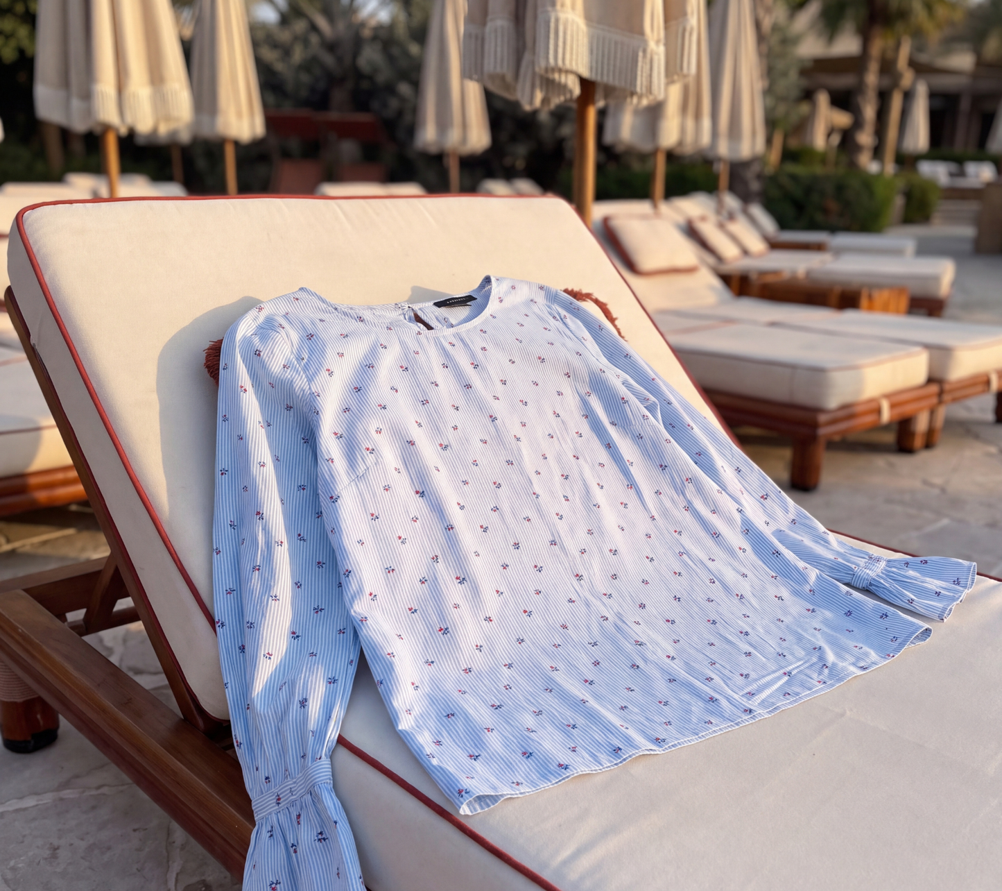Cortefiel Women's Light Blue Striped Ditsy Floral Blouse with Ruffle Cuffs