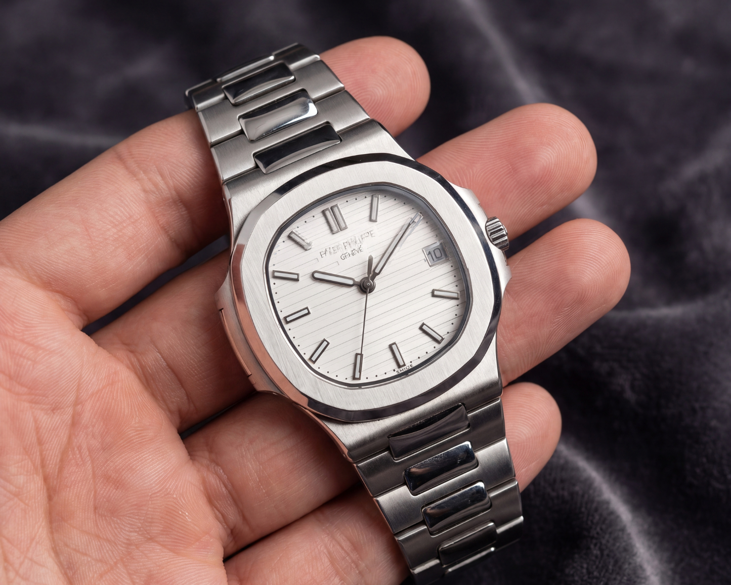 Patek Philippe Nautilus Stainless Steel with WhiteDial